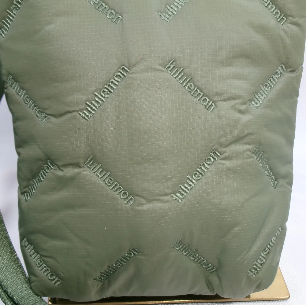 Lululemon | 1L Quilted Pleasures Phone Crossbody Bag Bay Leaf NEW WITH TAG! - Picture 13 of 13